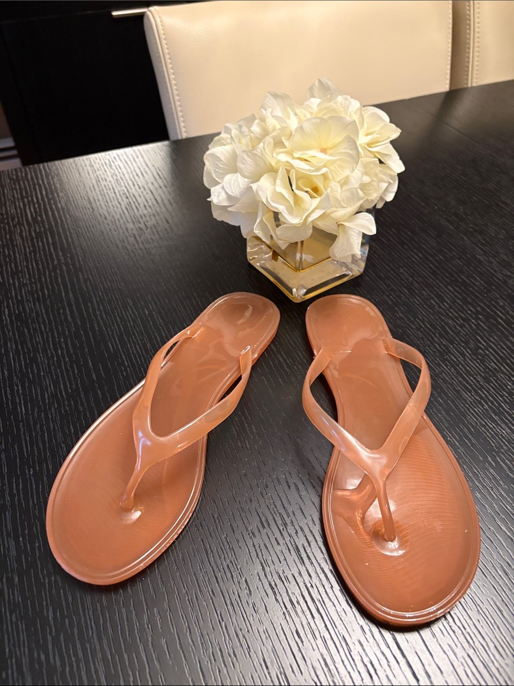 Source Unknown Women's Tan Jelly Flip Flop Sandals
